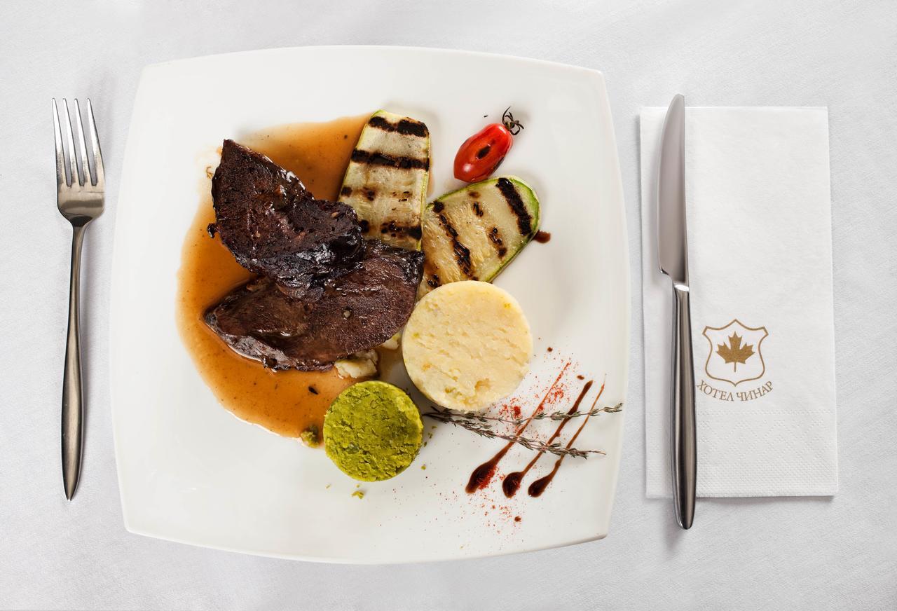 Hotel Chinar 히사랴 외부 사진