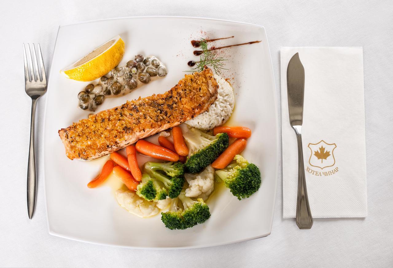Hotel Chinar 히사랴 외부 사진