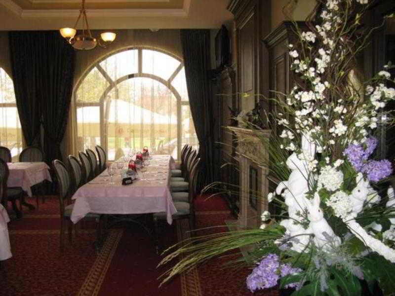 Hotel Chinar 히사랴 외부 사진